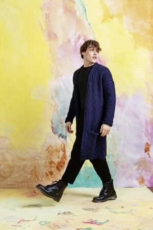Knitting set Unisex Coat  with knitting instructions in garnwelt box
