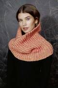 Knitting set Cowl  with knitting instructions in garnwelt...