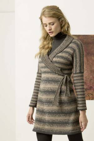 Knitting set Dress MERINO 400 LACE with knitting instructions in garnwelt box in size S