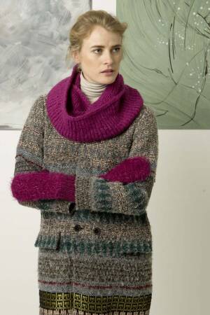 Knitting set Snood and mittens  with knitting instructions in garnwelt box