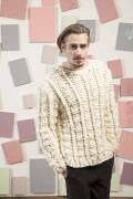 Knitting set Men sweater  with knitting instructions in garnwelt box in size S-M