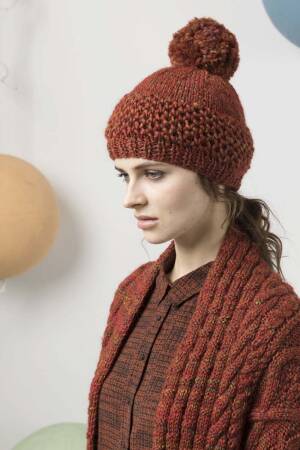 Knitting set Hat  with knitting instructions in garnwelt box in size DG