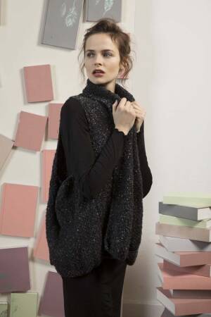 Strickset Weste Lang Yarns ARIO mit Anleitung in garnwelt-Box S-M
