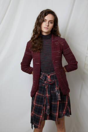 Strickset Jacke Lang Yarns AMIRA / FIORA mit Anleitung in garnwelt-Box