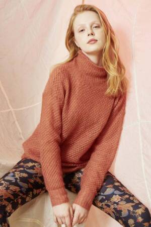 Strickset Pullover Lang Yarns LACE mit Anleitung in garnwelt-Box