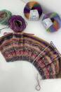 Knitting set Babycardigan, top-down-knitting  with knitting instructions in garnwelt box
