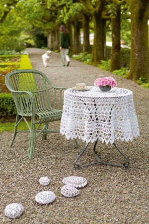 Knitting instructions Tablecloth 215-02 LANGYARNS QUATTRO as download
