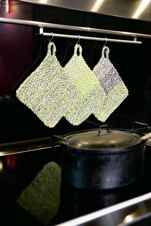 StayCool Oven Mitt Pot Holder Knitting pattern by JinxedStitches