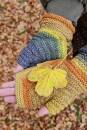 Knitting set Wrist warmers MERINO 120 DÉGRADÉ with knitting instructions in garnwelt box