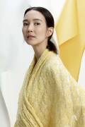 Strickset Schultertuch Lang Yarns LOTUS mit Anleitung in garnwelt-Box