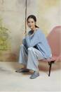 Strickset Kurze Jacke Lang Yarns AMIRA mit Anleitung in garnwelt-Box