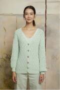 Knitting set Cardigan  with knitting instructions in garnwelt box in size M