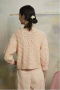 Knitting set Cardigan  with knitting instructions in garnwelt box in size S