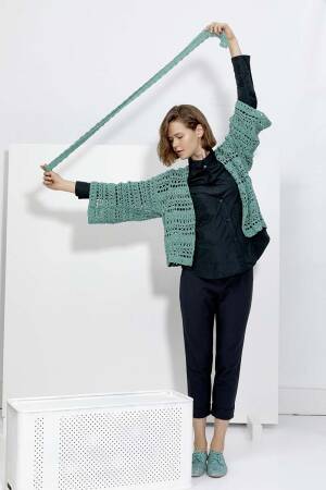 Strickset Jacke Lang Yarns KIMBERLEY mit Anleitung in garnwelt-Box