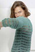 Knitting set Sweater  with knitting instructions in garnwelt box in size S
