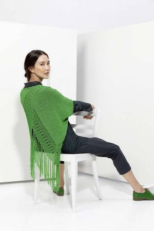 Knitting set Shrug  with knitting instructions in garnwelt box