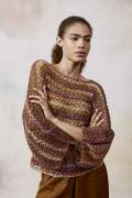 Knitting set Sweater  with knitting instructions in garnwelt box in size L