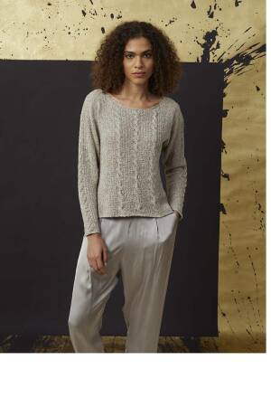 Knitting set Sweater  with knitting instructions in garnwelt box