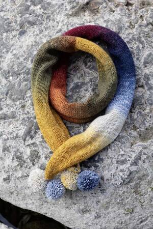 Knitting set Scarf and snake  with knitting instructions in garnwelt box