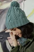 Knitting set Hat MERINO 70 with knitting instructions in...