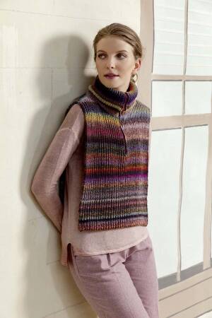 Knitting set Cape  with knitting instructions in garnwelt box