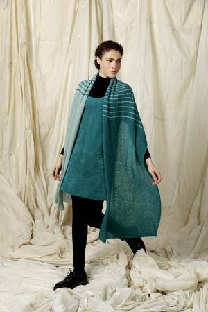 Strickset Schal Lang Yarns CASHMERE DREAMS mit Anleitung in garnwelt-Box ca 60 x 232 cm