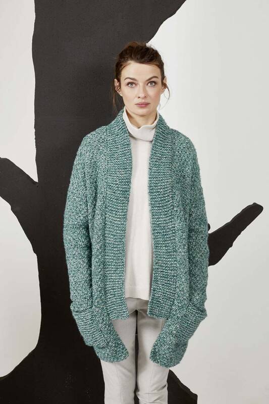 Strickset Jacke KRIS mit Anleitung in garnwelt-Box in Gre L-XL