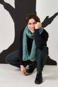 Knitting set Scarf  with knitting instructions in garnwelt box in size ca 32 x 198 cm