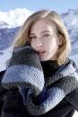Knitting set Shawl  with knitting instructions in garnwelt box in size ca 24 x 190 cm