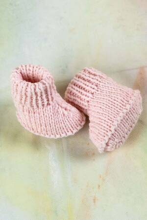 Strickset Schühchen Lang Yarns MERINO  BEBE mit Anleitung in garnwelt-Box