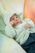 Knitting set Hooded sweater MERINO 200 BEBE with knitting instructions in garnwelt box