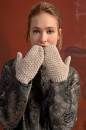 Knitting set Mittens NOBLE CASHMERE with knitting instructions in garnwelt box in size S