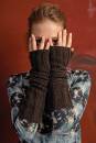 Strickset Armstulpen Lang Yarns NOBLE YAK mit Anleitung in garnwelt-Box