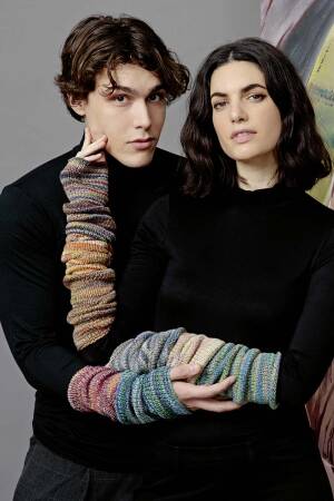 Knitting instructions Wristlets PTO-029_01 LANGYARNS LEO as download