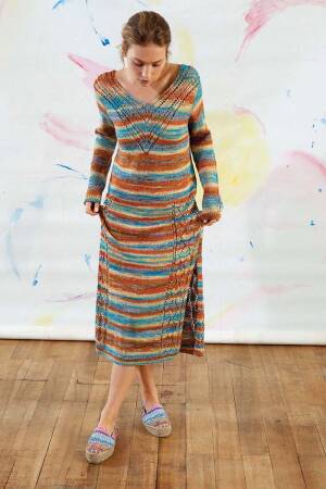 Strickset Kleid Lang Yarns KARMA mit Anleitung in garnwelt-Box