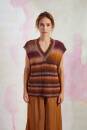 Knitting set Vest  with knitting instructions in garnwelt box