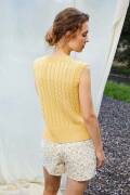 Knitting set Vest LIZA with knitting instructions in garnwelt box in size S