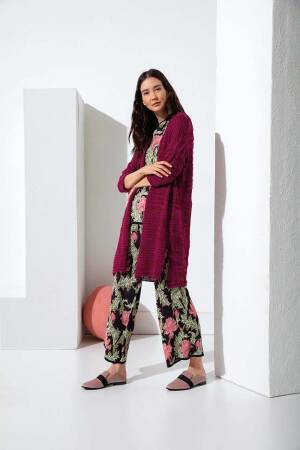 Strickset Lange Jacke Lang Yarns ADELE mit Anleitung in garnwelt-Box