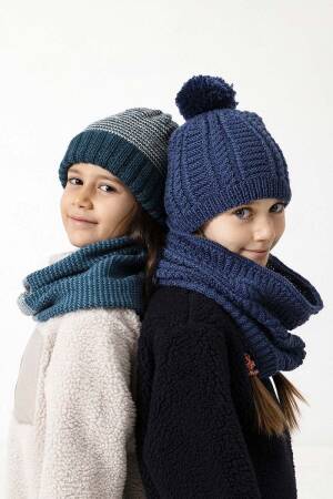 Knitting set Cowl ATLANTIS with knitting instructions in garnwelt box