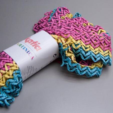 Katia Martinica 203 capri mix 50g
