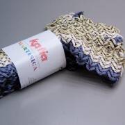 Katia Martinica 205 essenza verde mix 50g