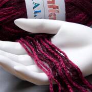Katia Giralda 056 crimson mix 100g