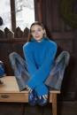 Knitting set Sweater HONOR with knitting instructions in garnwelt box in size L