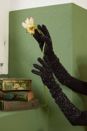 Knitting set Long gloves MERINO 400 LACE with knitting instructions in garnwelt box in size one size