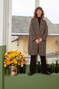 Knitting set Coat MALOU LIGHT with knitting instructions in garnwelt box in size S