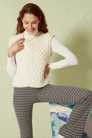 Strickset Pullunder Lang Yarns CARPE DIEM mit Anleitung in garnwelt-Box XL