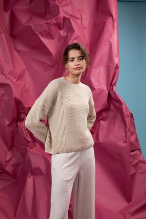 Knitting set Pullover REGINA with knitting instructions in garnwelt box