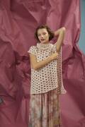 Knitting set Capelet  with knitting instructions in garnwelt box in size S-M