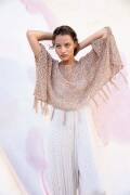 Strickset Weiter Pullunder Lang Yarns CELESTE mit Anleitung in garnwelt-Box S-M