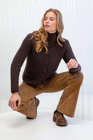 Knitting set Cardigan  with knitting instructions in garnwelt box in size S